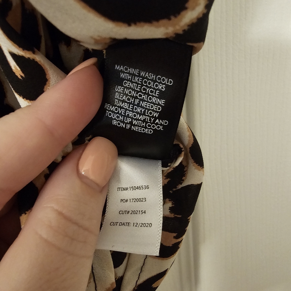 Leopard Print Blouse - Picture 6 of 7